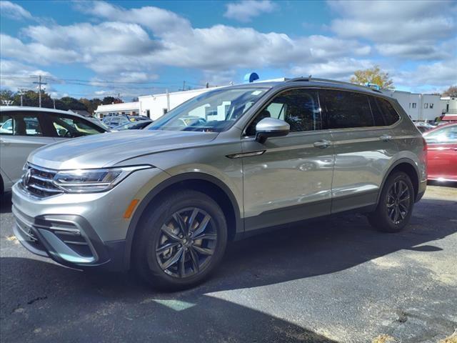 new 2024 Volkswagen Tiguan car, priced at $37,041