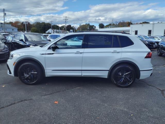 new 2024 Volkswagen Tiguan car, priced at $39,004