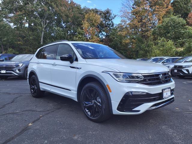 new 2024 Volkswagen Tiguan car, priced at $39,004