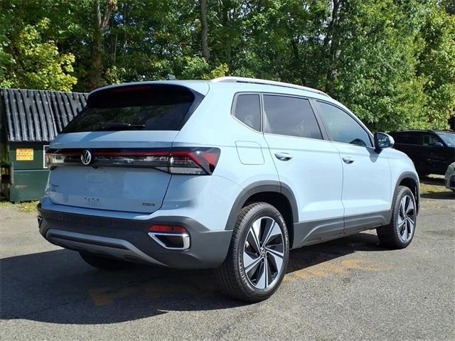 new 2025 Volkswagen Taos car, priced at $31,000