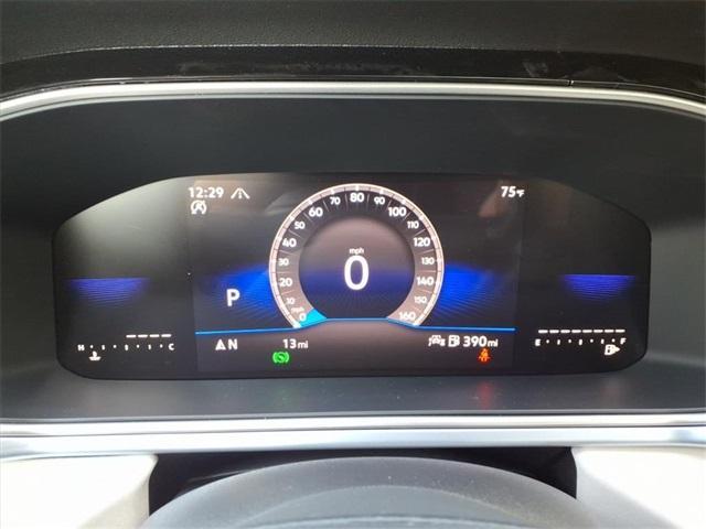 new 2025 Volkswagen Taos car, priced at $31,000