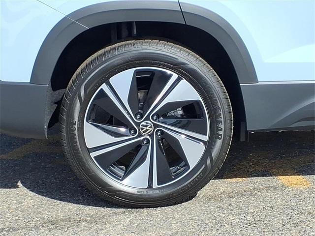 new 2025 Volkswagen Taos car, priced at $31,000