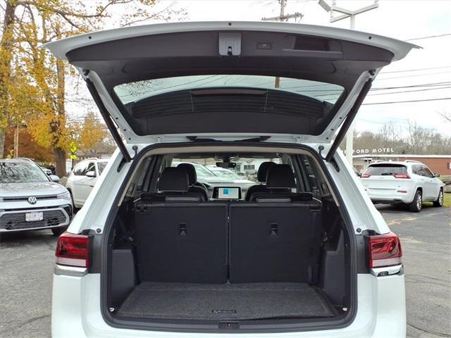 new 2026 Volkswagen Atlas car, priced at $54,952