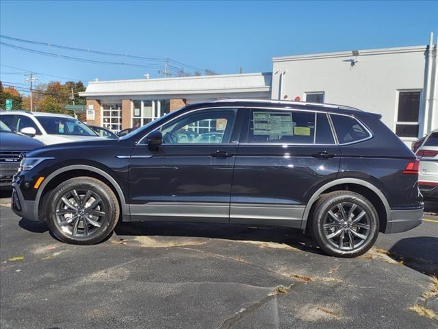 new 2024 Volkswagen Tiguan car, priced at $36,701