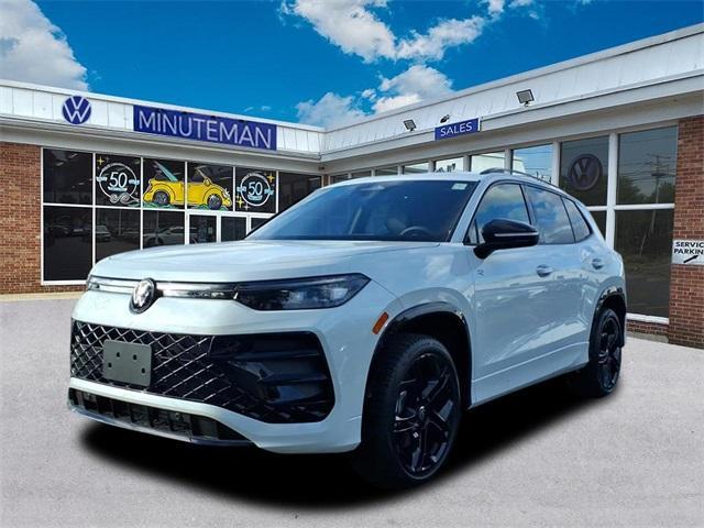 new 2025 Volkswagen Tiguan car, priced at $36,800