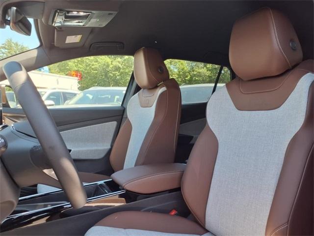 new 2025 Volkswagen ID.4 car, priced at $40,804