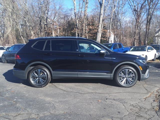 new 2024 Volkswagen Tiguan car, priced at $36,051