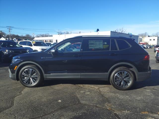 new 2024 Volkswagen Tiguan car, priced at $36,051