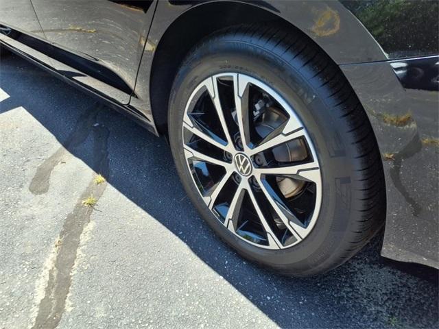 new 2025 Volkswagen Jetta car, priced at $24,843