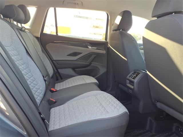 new 2025 Volkswagen Tiguan car, priced at $31,427