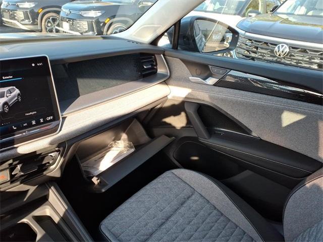 new 2025 Volkswagen Tiguan car, priced at $31,427