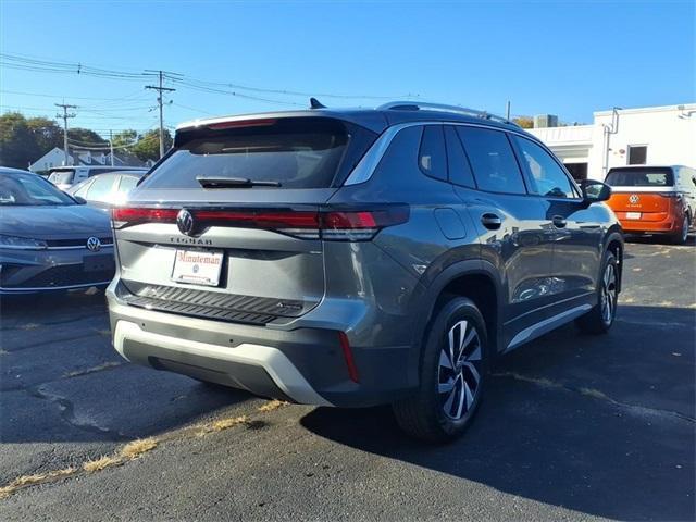 new 2025 Volkswagen Tiguan car, priced at $31,427