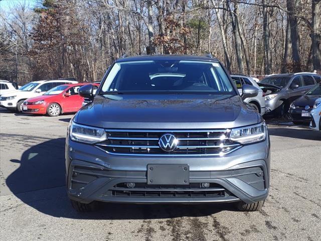 new 2024 Volkswagen Tiguan car, priced at $35,436