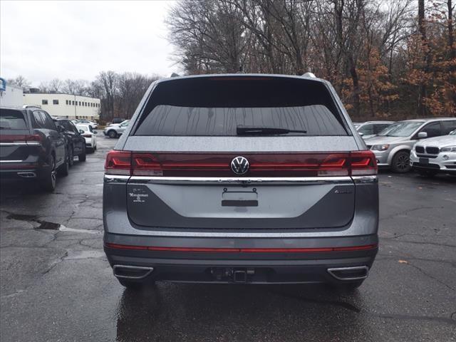 new 2025 Volkswagen Atlas car, priced at $51,826