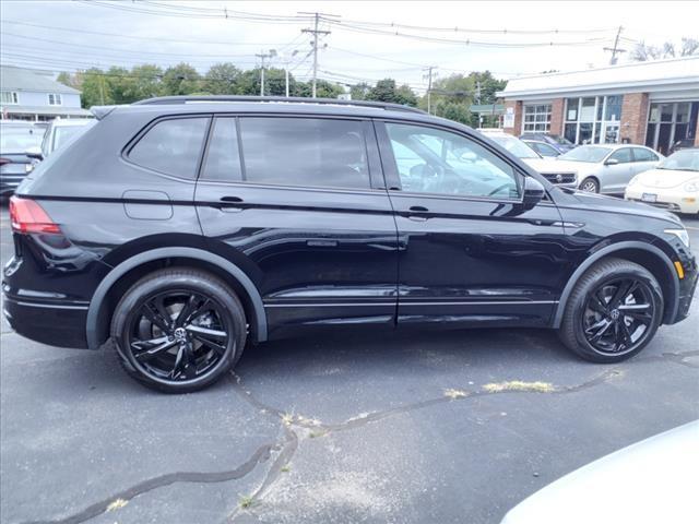 new 2024 Volkswagen Tiguan car, priced at $39,014