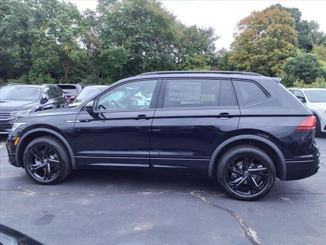 new 2024 Volkswagen Tiguan car, priced at $39,014