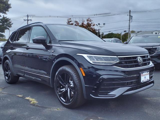 new 2024 Volkswagen Tiguan car, priced at $39,014