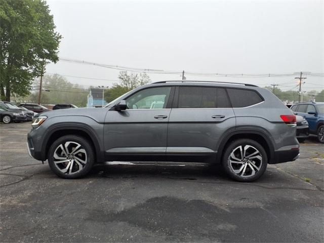 used 2022 Volkswagen Atlas car, priced at $32,806