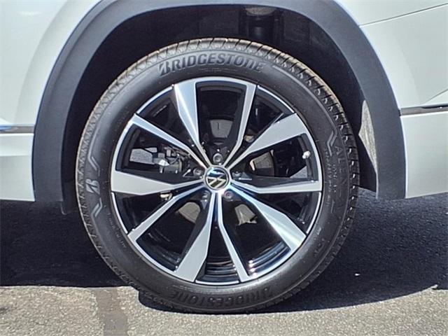 used 2025 Volkswagen Atlas car, priced at $47,999