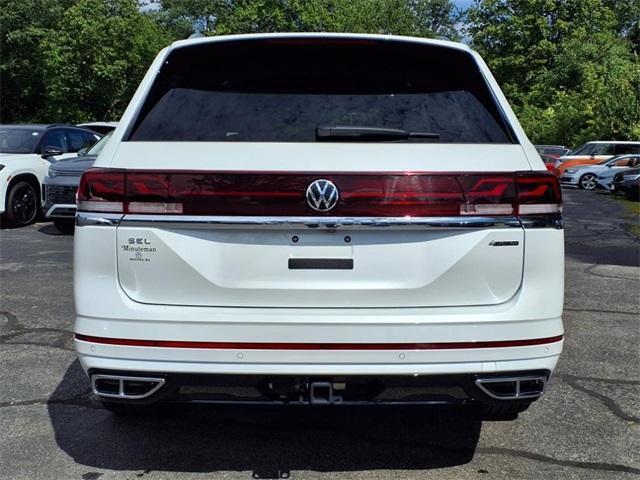 used 2025 Volkswagen Atlas car, priced at $47,999