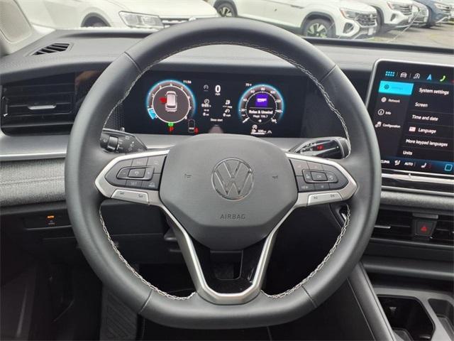new 2025 Volkswagen Tiguan car, priced at $32,188