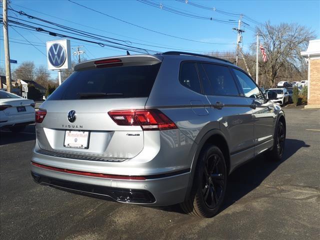 new 2024 Volkswagen Tiguan car, priced at $39,014