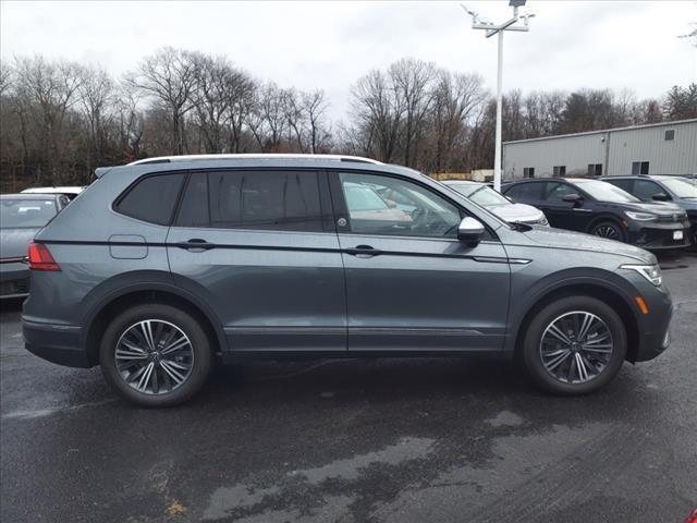 new 2024 Volkswagen Tiguan car, priced at $36,456