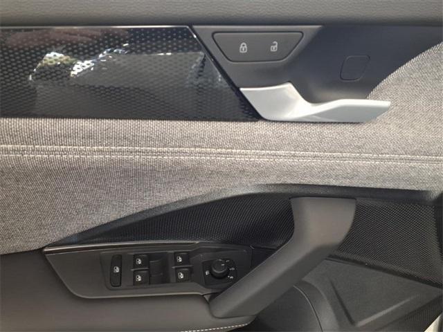 new 2025 Volkswagen Tiguan car, priced at $31,586