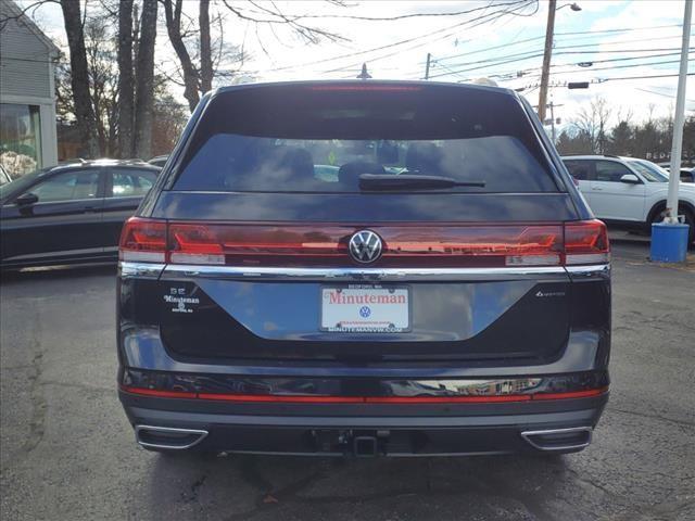 new 2025 Volkswagen Atlas car, priced at $48,122