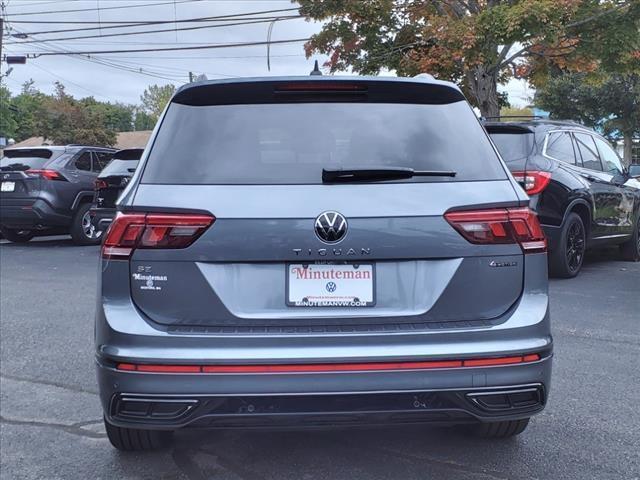 new 2024 Volkswagen Tiguan car, priced at $39,014