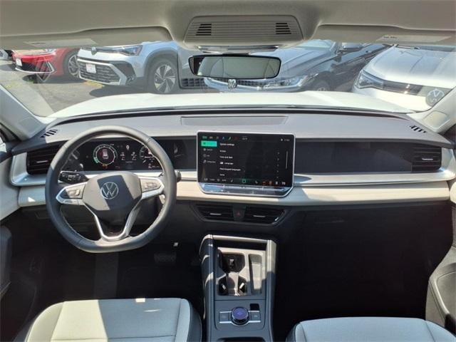 new 2025 Volkswagen Tiguan car, priced at $34,761