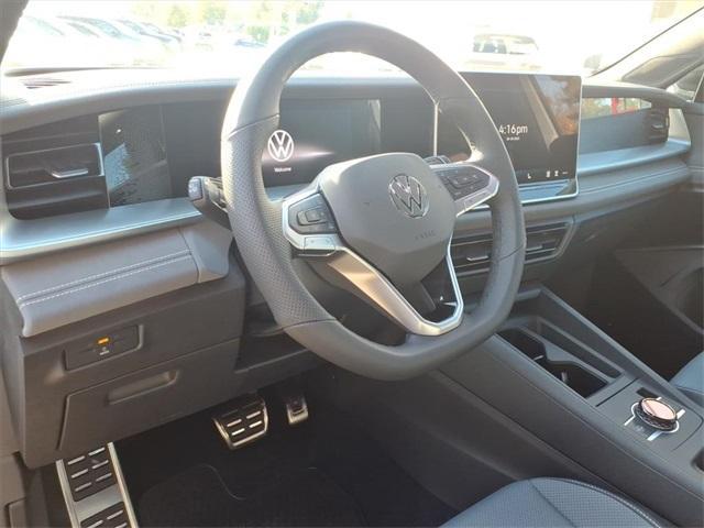 new 2025 Volkswagen Tiguan car, priced at $37,920