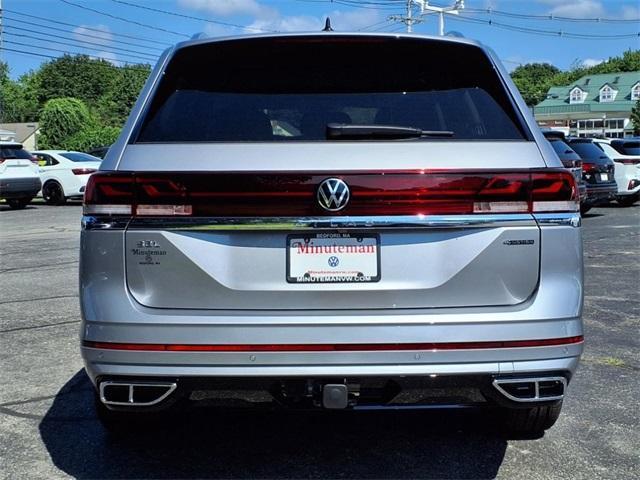 new 2025 Volkswagen Atlas car, priced at $50,136