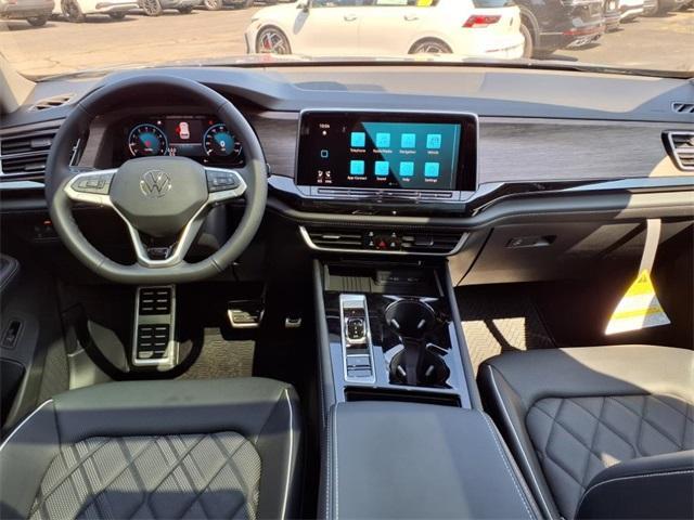 new 2025 Volkswagen Atlas car, priced at $50,136