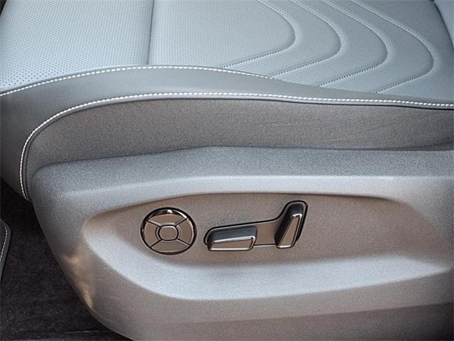 new 2025 Volkswagen Tiguan car, priced at $35,930