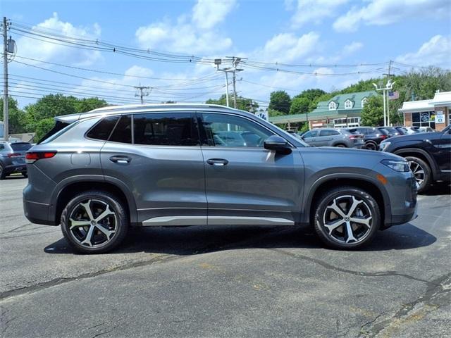 new 2025 Volkswagen Tiguan car, priced at $35,930
