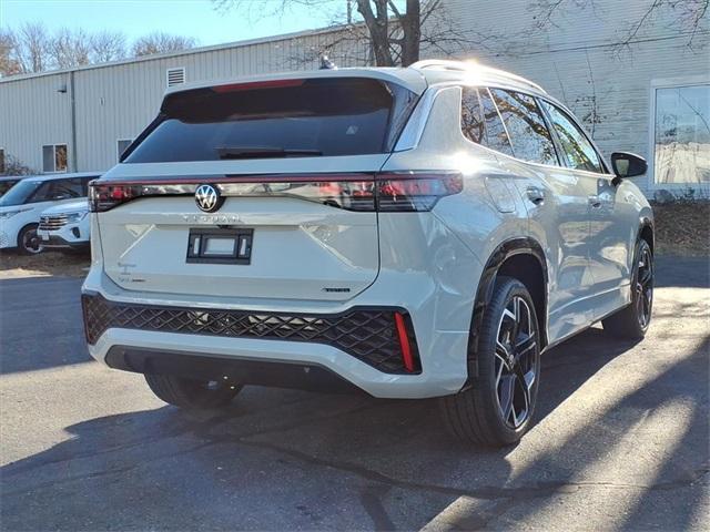 new 2026 Volkswagen Tiguan car, priced at $43,981