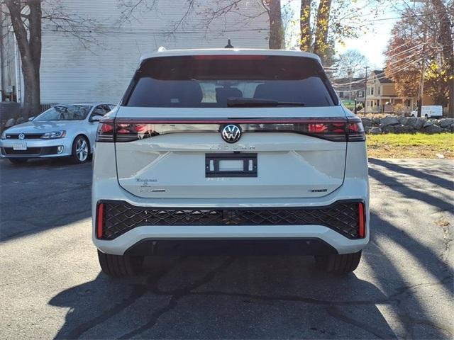 new 2026 Volkswagen Tiguan car, priced at $43,981