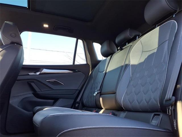 new 2026 Volkswagen Tiguan car, priced at $43,981