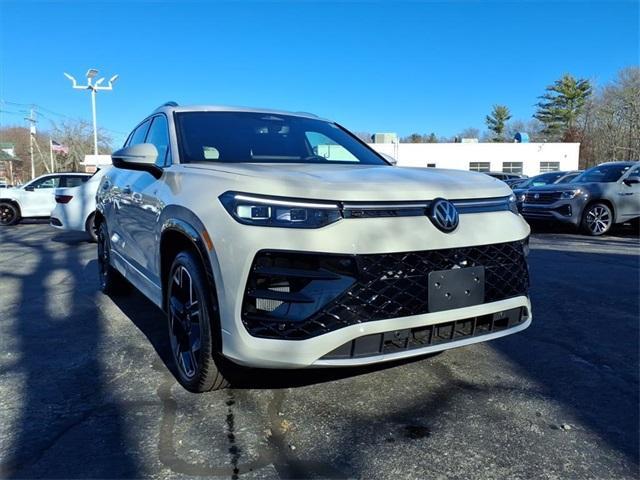 new 2026 Volkswagen Tiguan car, priced at $43,981