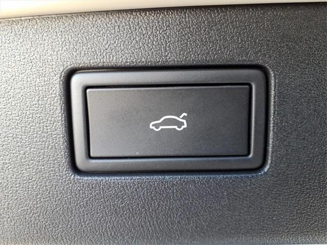 new 2026 Volkswagen Tiguan car, priced at $43,981