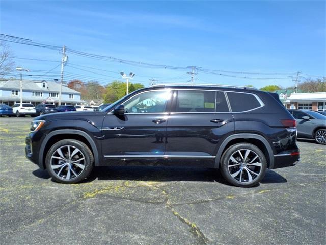 new 2025 Volkswagen Atlas car, priced at $50,535