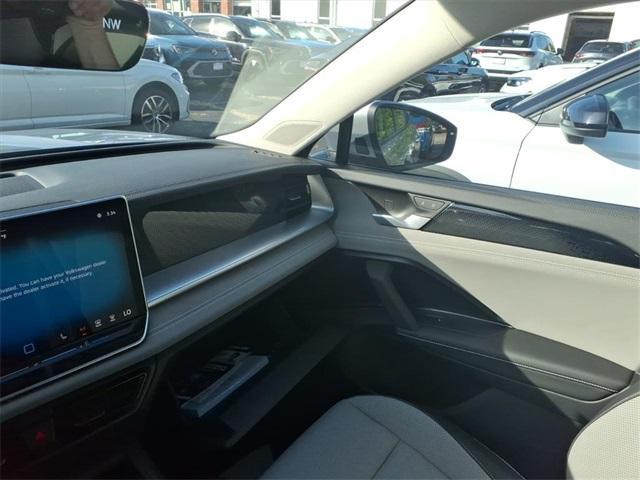 new 2025 Volkswagen Tiguan car, priced at $35,495
