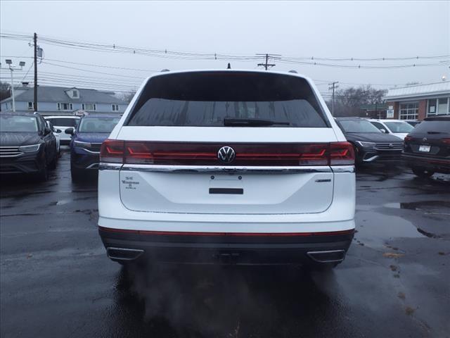 new 2025 Volkswagen Atlas car, priced at $47,527