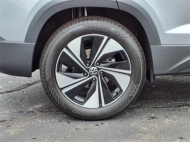 new 2025 Volkswagen Taos car, priced at $27,929