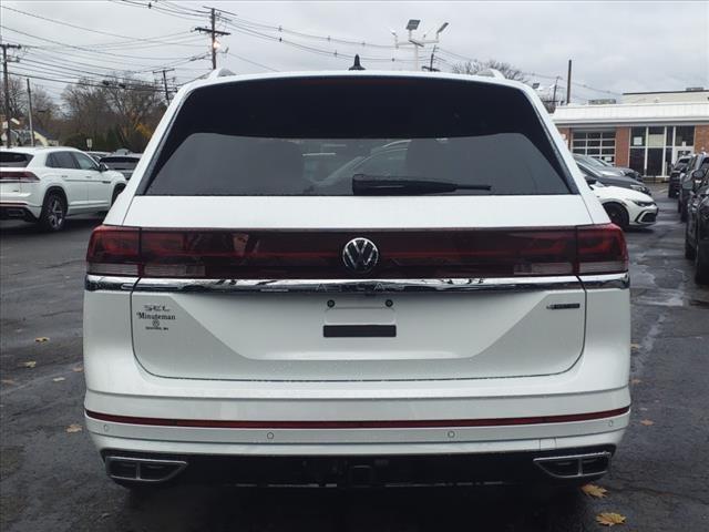 new 2025 Volkswagen Atlas car, priced at $57,056