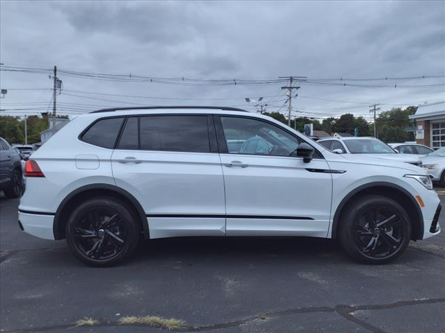 new 2024 Volkswagen Tiguan car, priced at $39,004