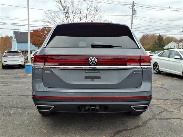 new 2026 Volkswagen Atlas car, priced at $49,369