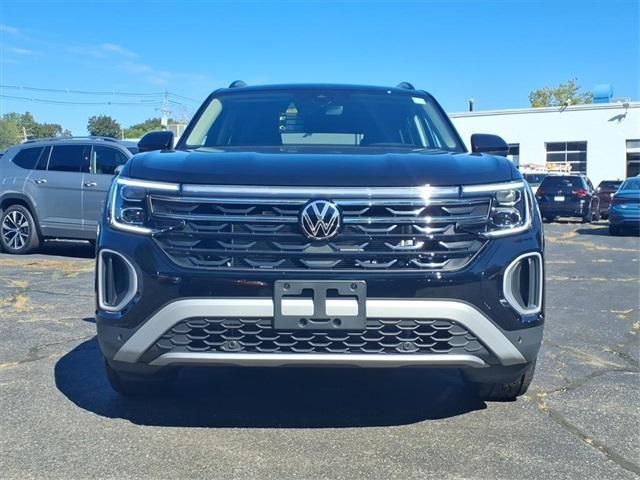 new 2026 Volkswagen Atlas car, priced at $49,062
