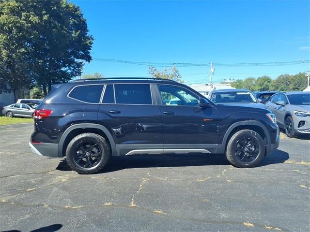 new 2026 Volkswagen Atlas car, priced at $49,062